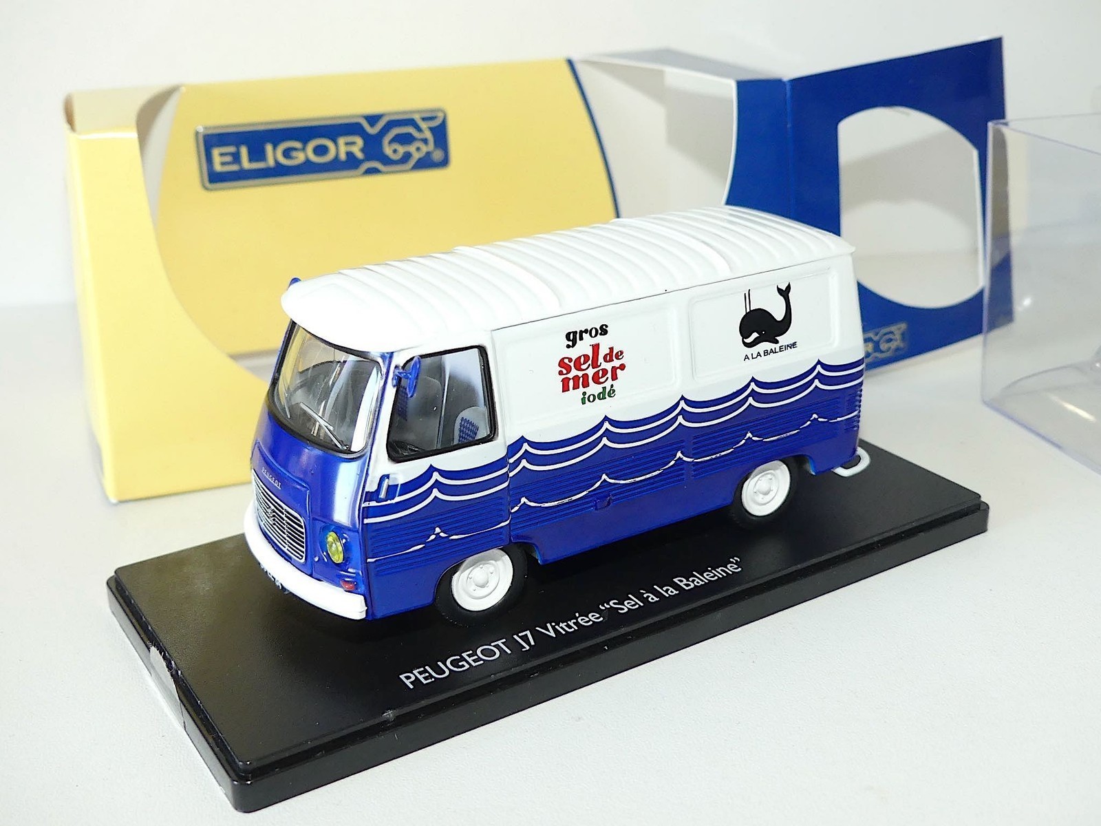 Camionnette Eligor 100975 Peugeot J7 miniature 1:43 de collection haute fidélité