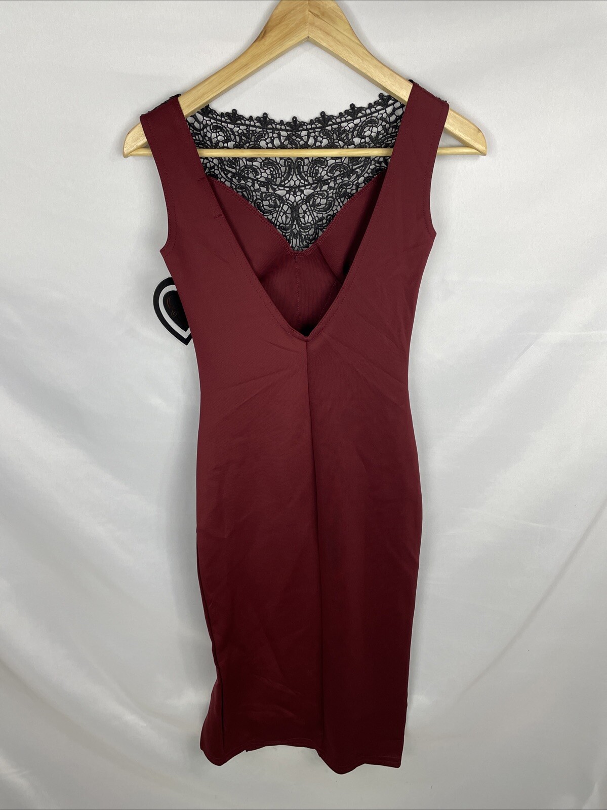 Red Dess UK 8 Club L Cross Front Bralet Aubergine BNWT 