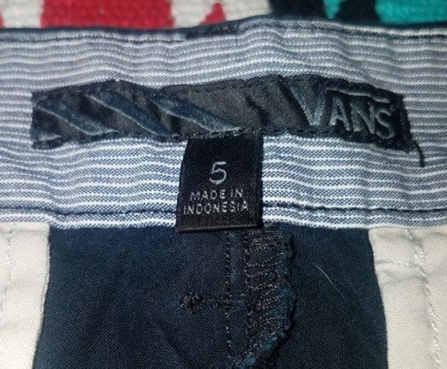 Womens/Jrs 5 VANS Black Cotton Casual Chino Midi Shorts Roll Cuff 31"W - Picture 7 of 12