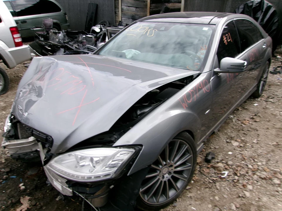 Cilindro maestro de freno usado se adapta a: Mercedes-benz Mercedes clase s 216 2012 tipo CL Foto 2 de 4