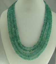 Collana perle traslucide pietra zambiana smeraldo naturale 391 cts multi fila