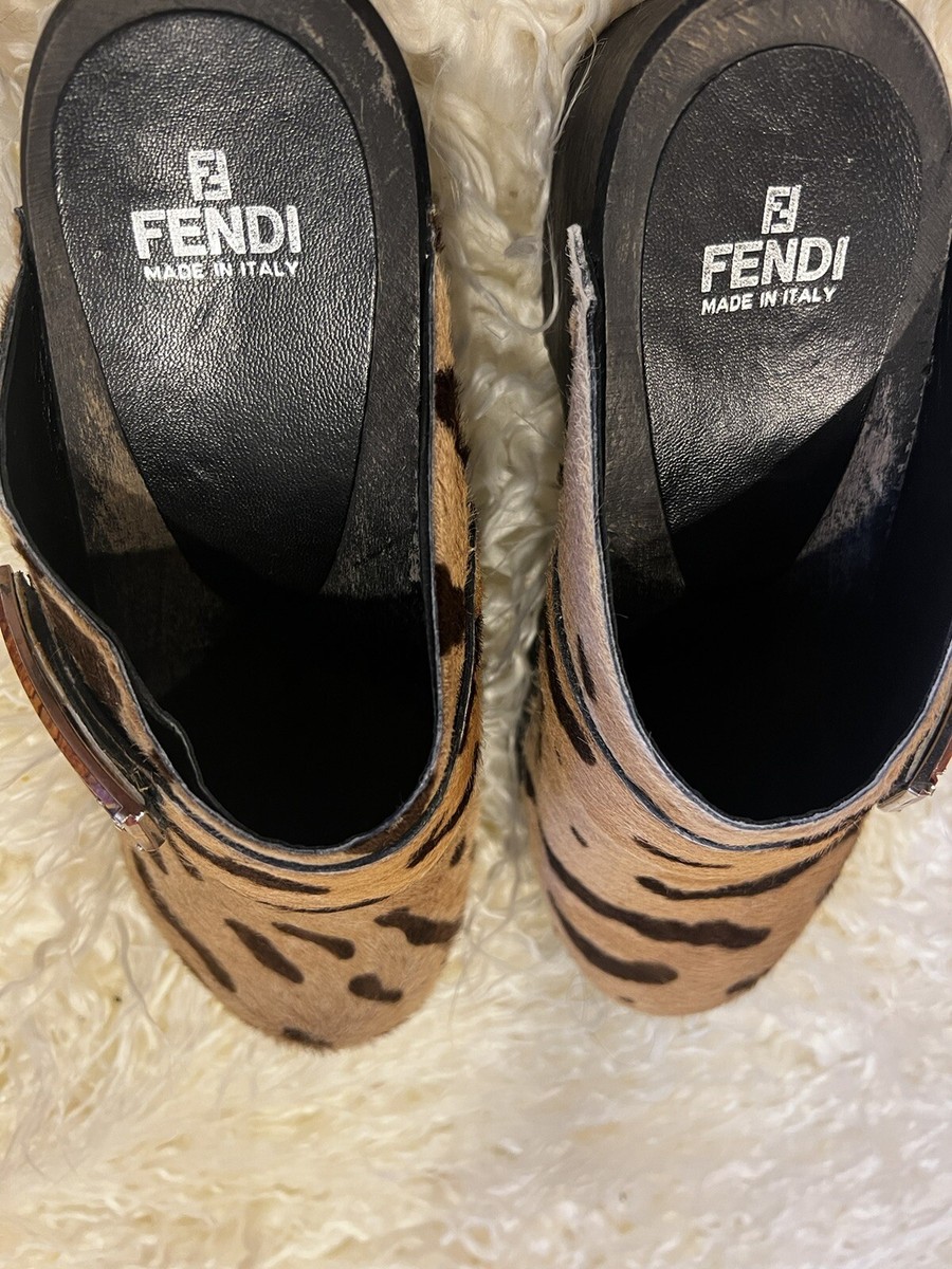 【関税＆送料込み】Fendi Slippers Fendi Fendi Feel Cotton Clogs - Slippers - Compare Prices