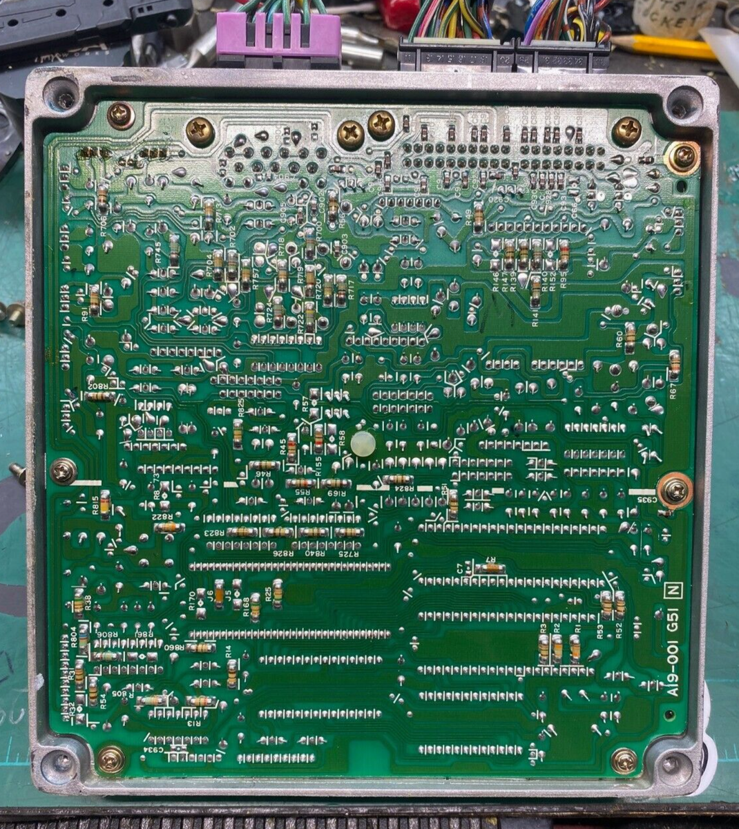 A18-676-M80 1987 Nissan 300Zx Engine Computer Module Manual M/T