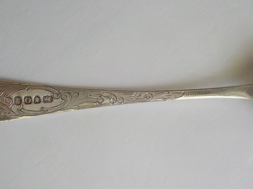 English GEORGIAN Sterling Silver BERRY Spoon, c. 1809, Unusual Decoration - Picture 7 of 8