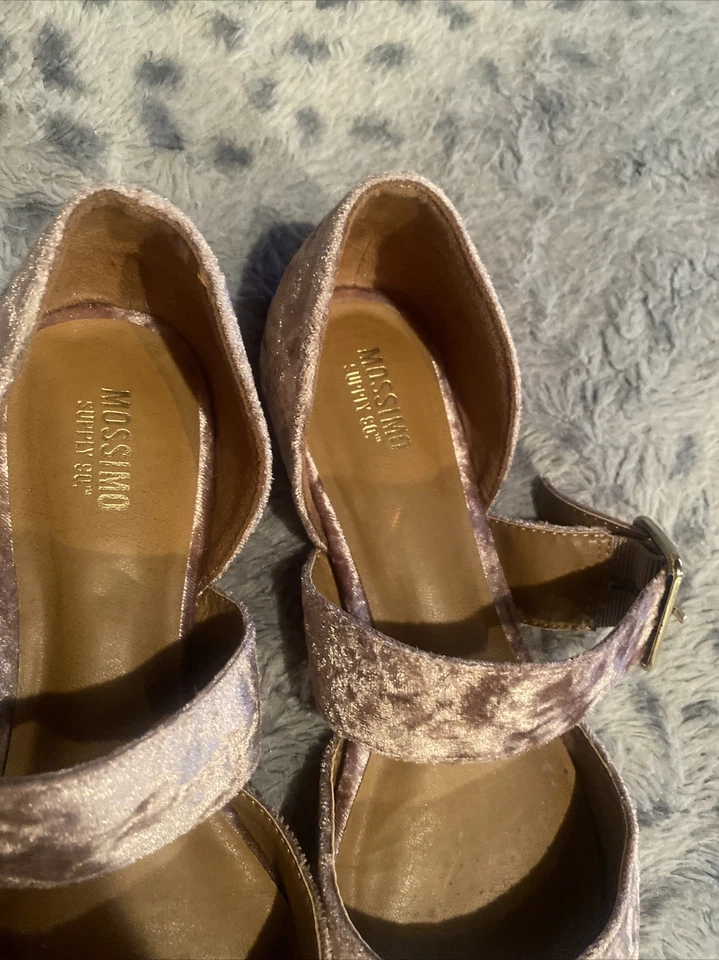 Women's Mossimo Faux Velvet Pointy Toe Mules Pink Size 6 Gorgeous Flat w/Strap - Imagem 4 de 4