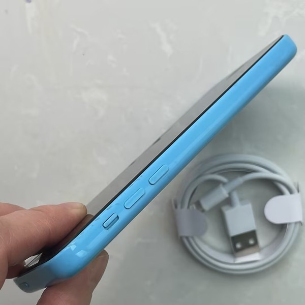 Apple iPhone 5c (Desbloqueado) Batería Nueva - 8 GB / 16 GB / 32GB - Azul Original 5