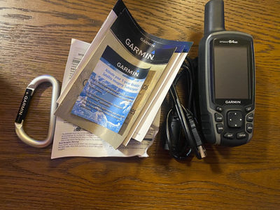 New Garmin GPSMAP 64st GPS Navigator & 4Gb MicroSD Card Free