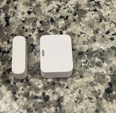New SimpliSafe Door Or Window Entry Sensor ES3 New With Mounting Kit