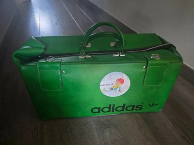 sac adidas de voyage vintage. - Photo 1/4