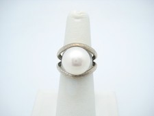 Sterling Silver 16.3mm White Pearl Ring Size 6
