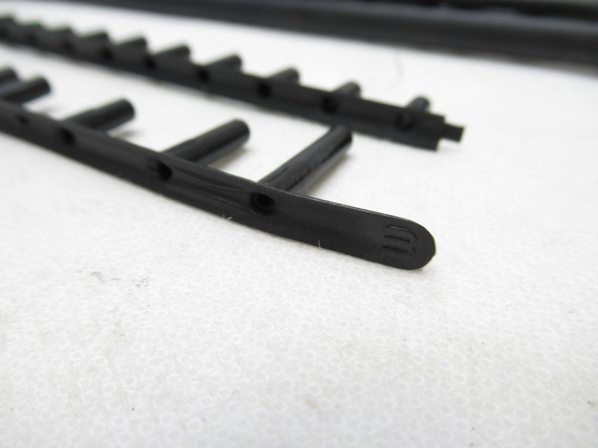 PARABUMPER / SET GROMMET: WILSON BLADE SW104 AUTOGRAFO CV - Foto 9