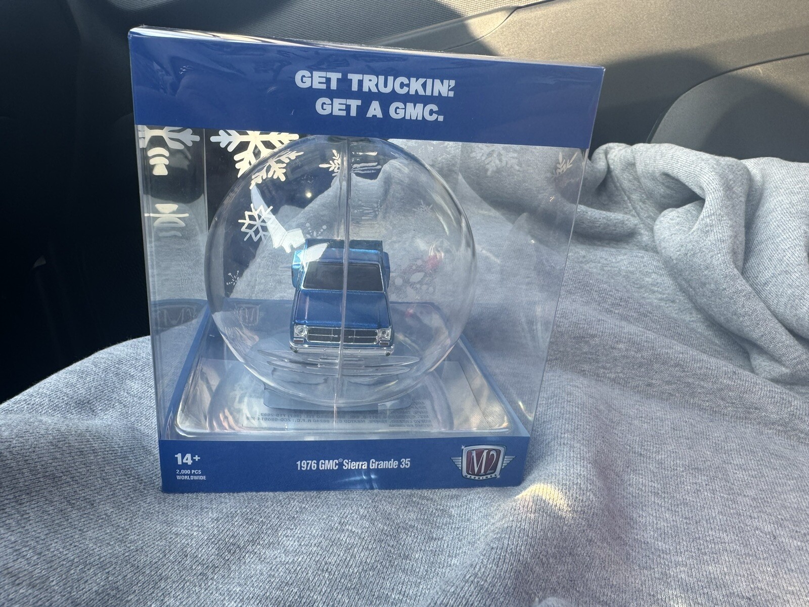 M2 Mexico Exclusive Christmas Ornament - 1976 GMC Sierra Grande 35