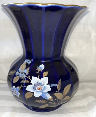 VINTAGE ECHT KOBALT 24K GOLD VASE WITH FLOWER DESIGN GERMANY