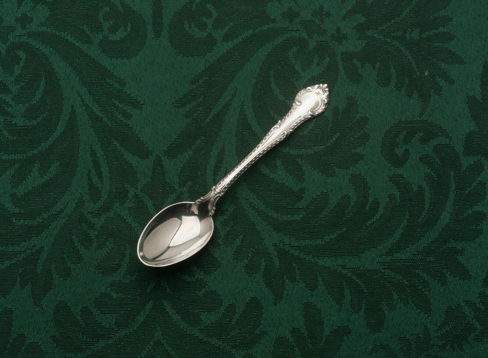 English Gadroon by Gorham Sterling Silver individual Demitasse Spoon 4 3/8"