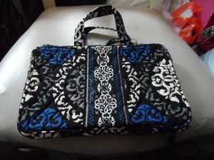 vera bradley medium hanging organizer