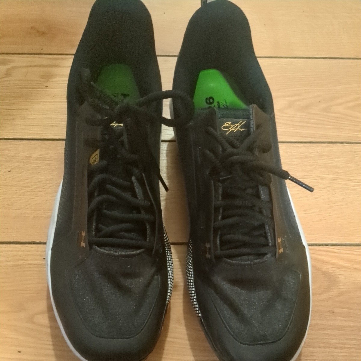 Mens size 13 Under Armor HARPER 6 Low ST BASEBALL CLEATS  display picture 3