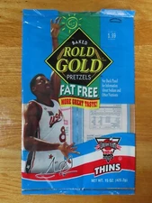 1996 Baked ROLD GOLD Pretzels SCOTTIE PIPPEN No. 8 DREAM TEAM Empty 15 Oz. Bag