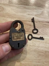 Yuma Padlock Set Keys Lot Prison Solid Cast Iron Metal Shackles Cuffs Jail GIFT