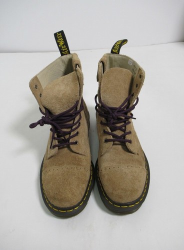 Dr Martens Made In England 1460 Needles 
