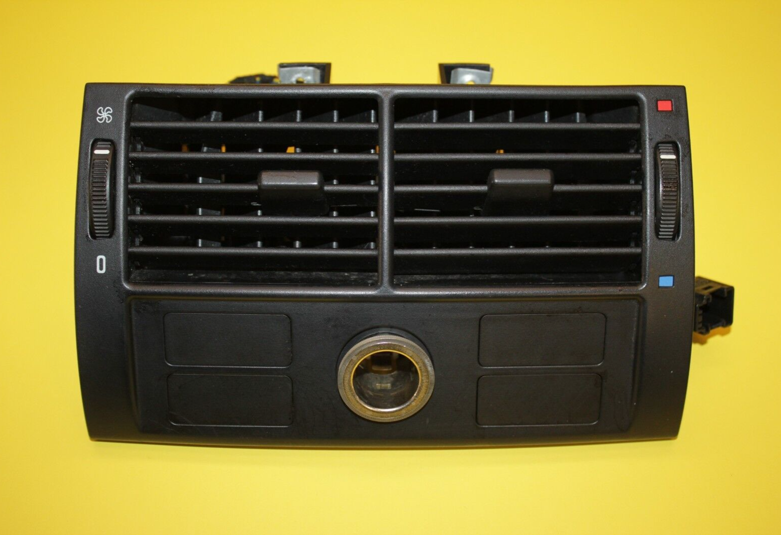 0006 BMW X5 E53 Center Console A/C Air Vent Grille Heat 01 02 03 04 05