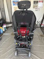 QUANTUM Q6 EDGE HD WITH POWER TILT,RECLINE AND ELEVATING LEGRESTS. 450 IBS CAP