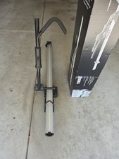 Used Thule 594xt Sidearm Roof Rack Upright Bike Carrier 1-bike Passenger Side