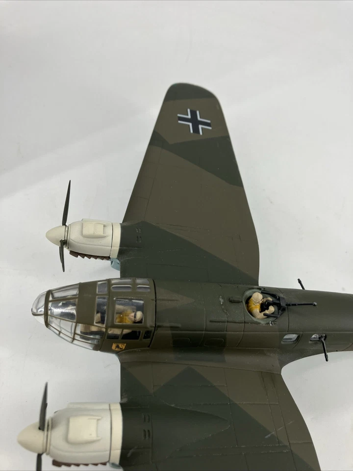 2011 CORGI 1:72 - AA33712 - 1942 Heinkel 111 H-6 Torpedo Bomber Italy - Image 3 of 4
