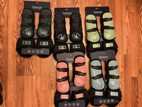 NWT Ovation Open Front Tendon And Fetlock Boot Set, Horse Rose Pink Pair