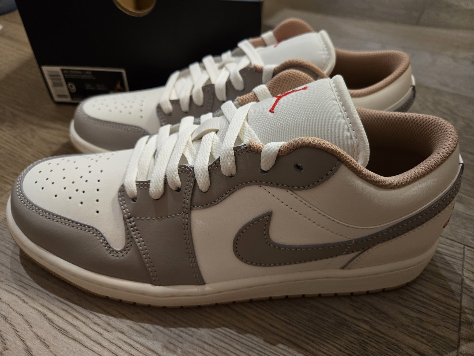 Air Jordan 1 Low Sail/Fire Red-College Grey BRAND NEW Men's Size US 9 thumbnail 2