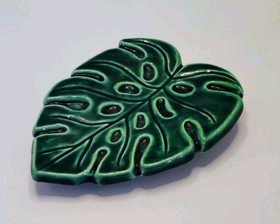 Jeremy Diller Handmade Emerald Green Ceramic Leaf Trinket Dish Signed  J. Diller