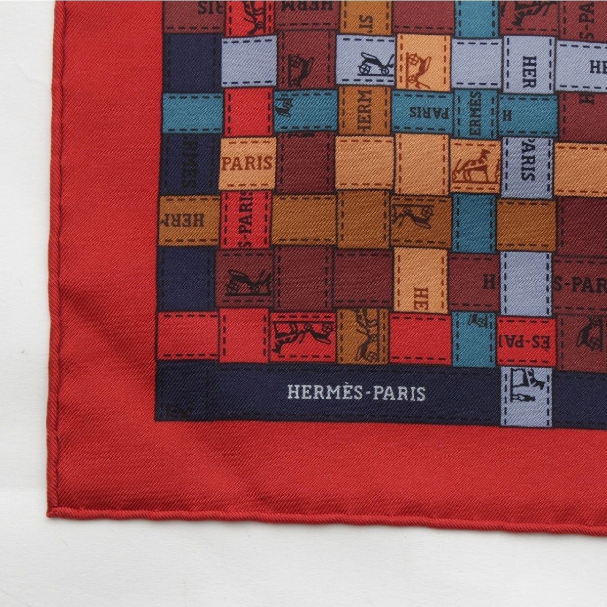 HERMES カレ90 Bolduc au Carre Scarf 90 Hermes Scarf Bolduc au Carre 90 cm Silk Orange Carre ribbon