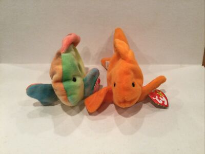 GOLDIE And CORAL Mint Condition Both P.V.C. Pellets & McDonald s Coral The Fish