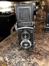 Vintage Ricoh Ricohflex Model VI 6x6 Film TLR Camera w/F3.5 8cm Twin Lenses Case