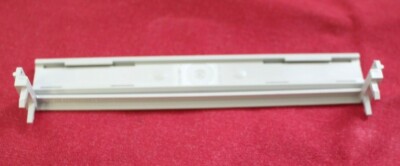 ADC Krone klappbarer Schilderrahmen für LSA-PROFIL 2/8x3 / 7015 1 003-50