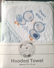 Snuggle Baby Hooded Towel,Blue & white Quack Quack 88% cotton 12% polyester  new