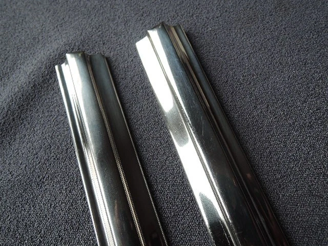 Alfa Romeo Giulia SPRINT GT / GTV Used PAIR of B Pillar EXTERIOR TRIM - image 3 of 4