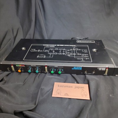 Boss CE-300 Super Chorus Rackmount Analog Stereo Effektgerät für Gitarrensynthese
