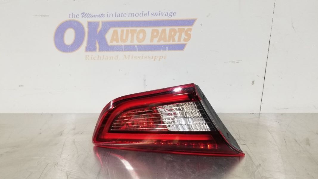 Maserati Ghibli 2019-2019 Left Luggage compartment lights Set