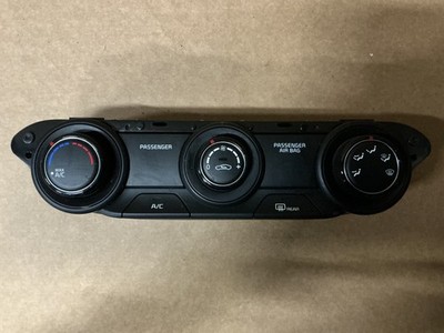 19-21 KIA FORTE AC HEATER CLIMATE TEMPERATURE CONTROL SWITCH OEM 97250-M6130WK
