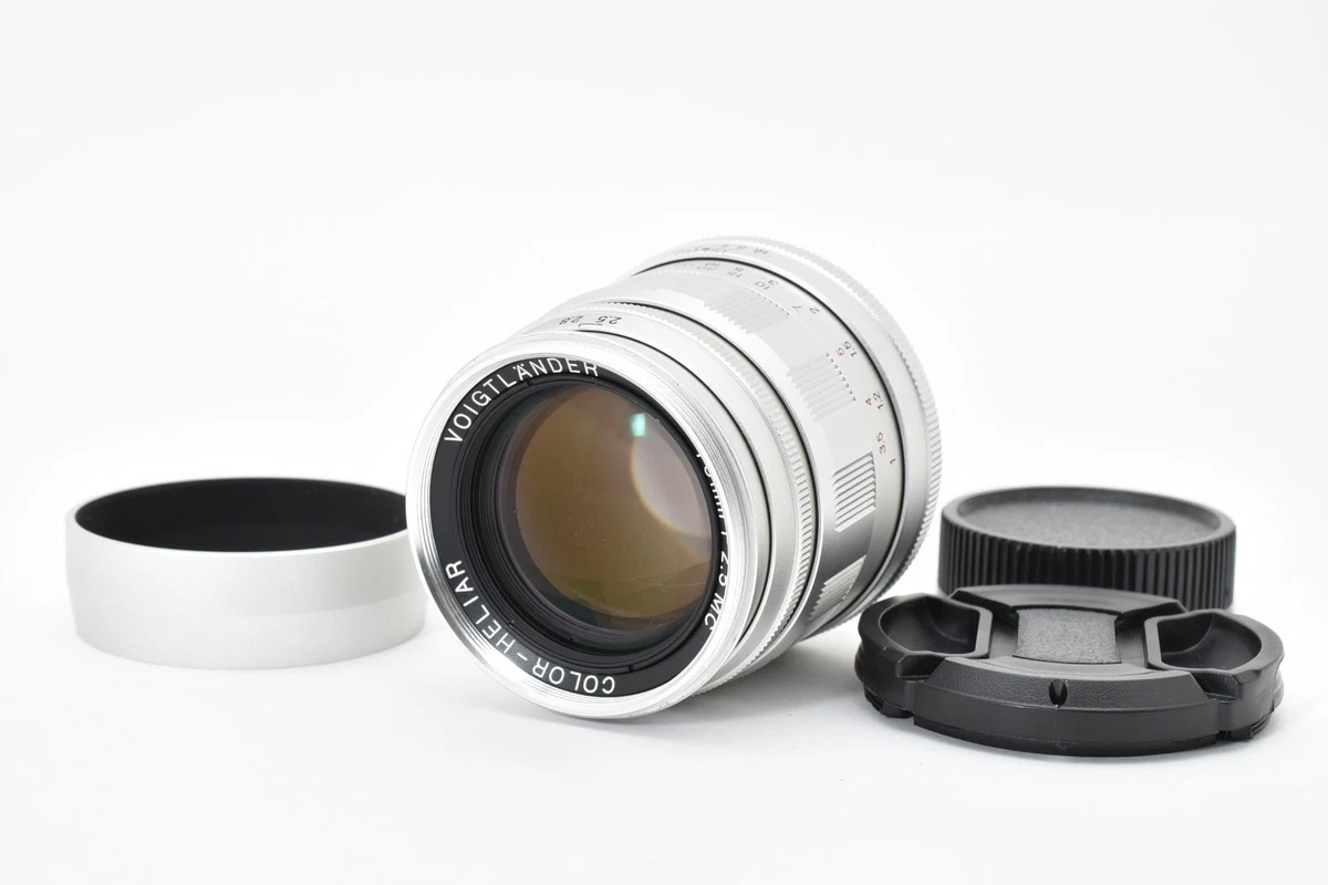 Voigtländer Camera Lenses 75mm Focal f/2.5 Maximum Aperture for