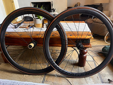 Bontrager Aeolus Elite 35 Carbon Disc Tubeless Ready Wheelset 700C Black