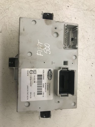 Fiat 500L 2013 Fuse module 51965995 DEU31999 - Picture 3 of 4
