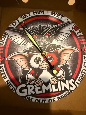 Gremlins Metall Wanduhr 20 cm x 20 cm 8 Zoll x 8 Zoll