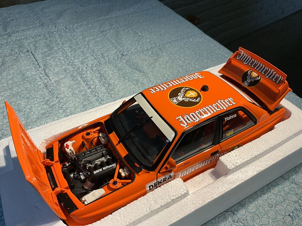 Minichamps 1:18 BMW E30 M3 DTM Jagermeister #39 DTM M Minichamps 1:18 BMW E30 M3 DTM Jagermeister #39 DTM M