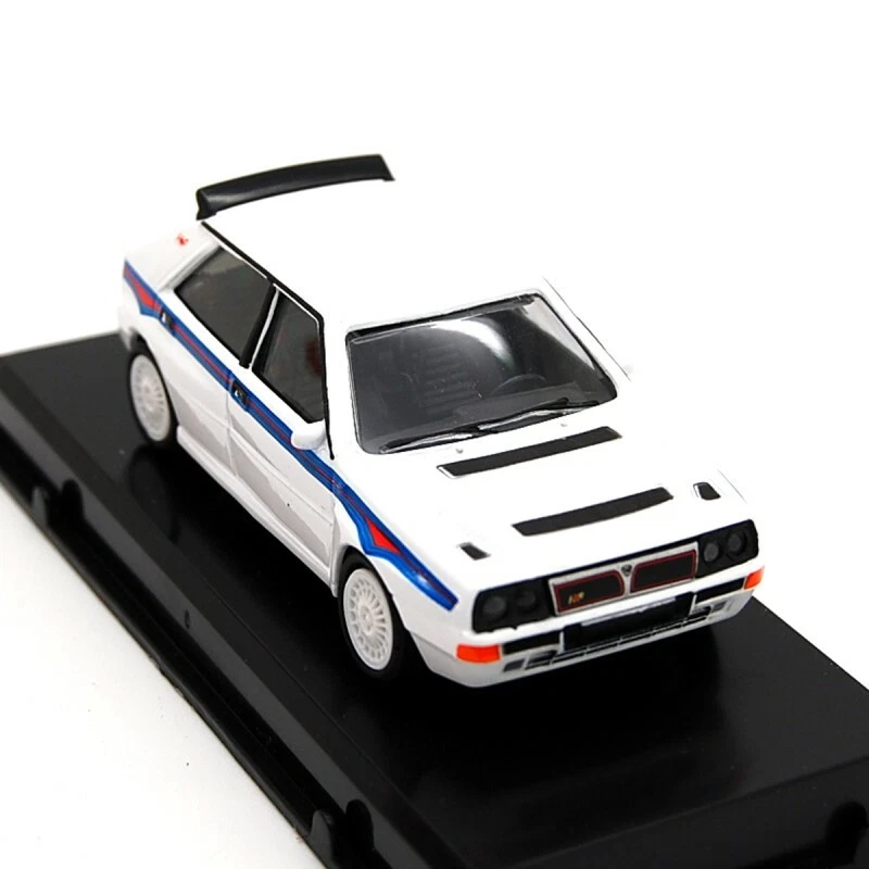 BURAGO-MODELLINO AUTO LANCIA DELTA HF INTEGRALE EVO2 SCALA 1:43 DIE-CAST METAL - Immagine 2 di 4