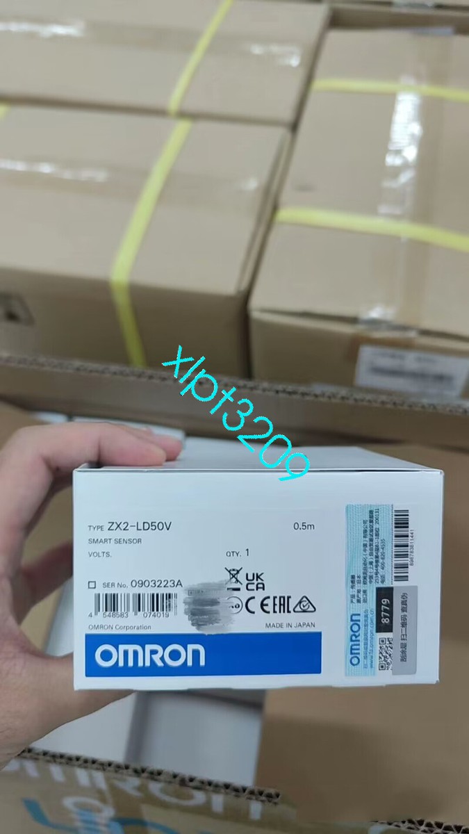 Sell ZX2-LD50V 0.5M Omron Brand New Laser Sensor ZX2-LD50V FedEx or DHL