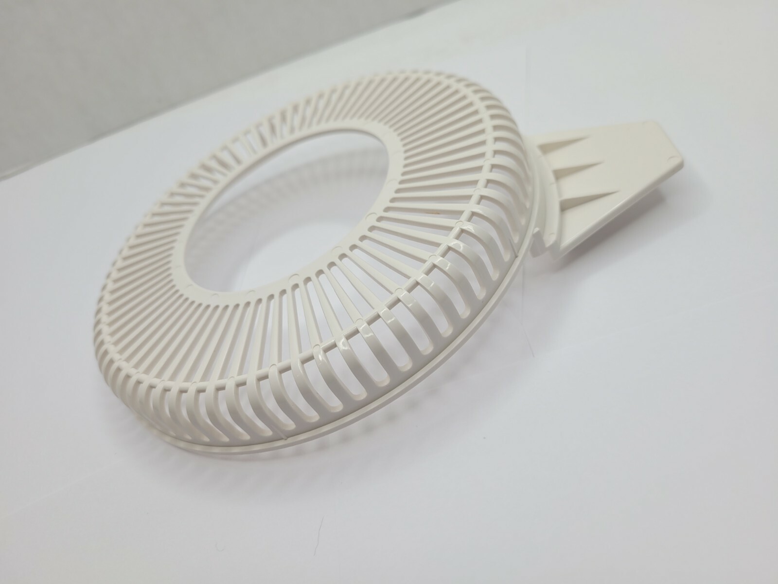 BLACK & DECKER Handy Juicer HJ28 Ivory Strainer For Replacement Parts Only EUC