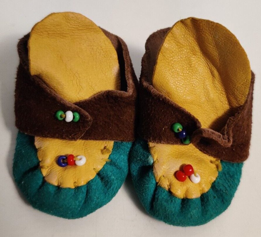Native American Indian Baby Doll Vintage 1950s Moccasins Sue