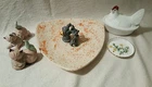 MIXED LOT MILKGLASS HEN DISH, CERAMICS, MIDCENTURY MODERN, 50'S VINTAGE