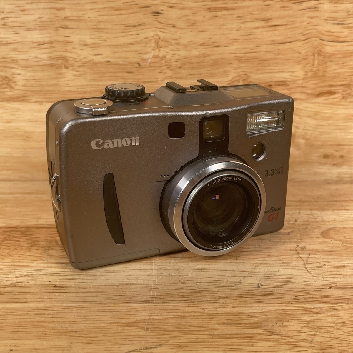 Canon PowerShot G1 PC1004 Gray 3.3MP 3x Optical Zoom Compact Canon PowerShot G1 PC1004 Gray 3.3MP 3x Optical Zoom Compact